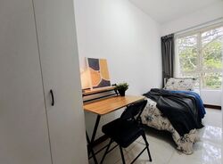 Melville Park (D18), Condominium #555199061